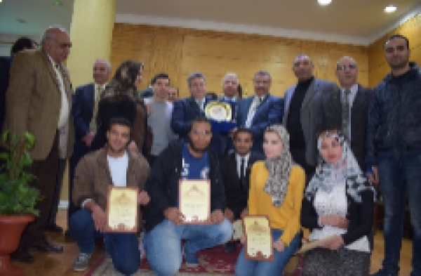 Benha University’s leaders Council Honors the Winning Students in the Young Researchers Conference